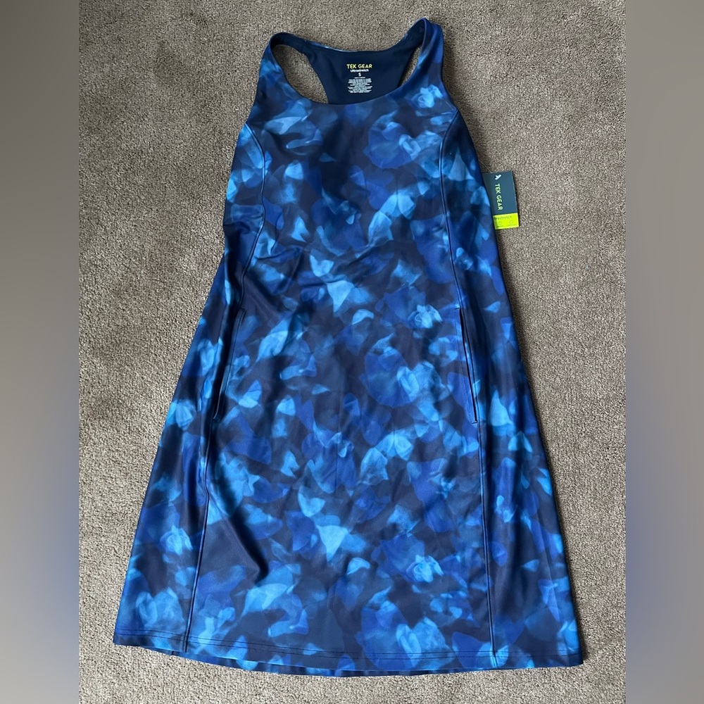 Tek Gear Vibrant Blue Patterned athletic dress w/ pockets sz s